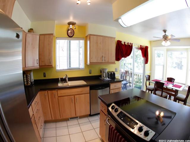9317 S Sterling Dr E, Sandy, UT 84093 — photo 2