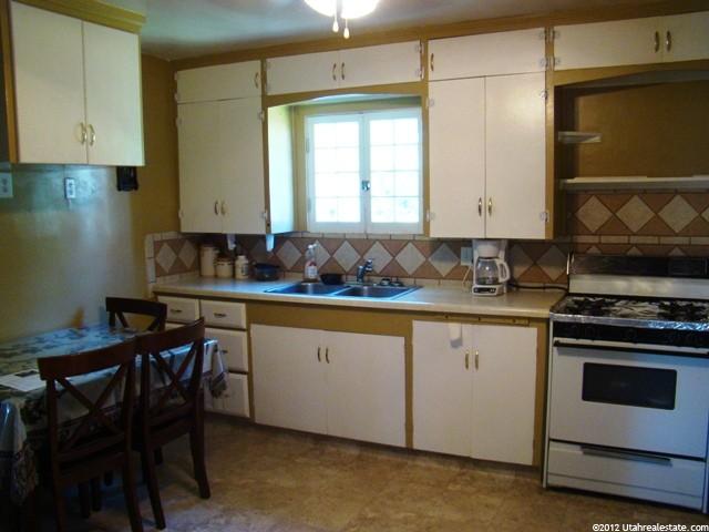 899 W 600 S, Logan, UT 84321 — photo 4