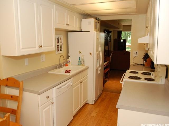 5263 Gravenstein Park, Murray, UT 84123 — photo 4