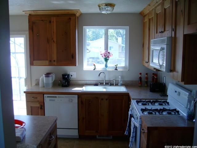 1375 W 700 S, Clearfield, UT 84015 — photo 2