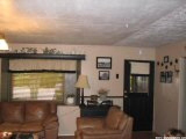 296 S Center St, Enterprise, UT 84725 — photo 6