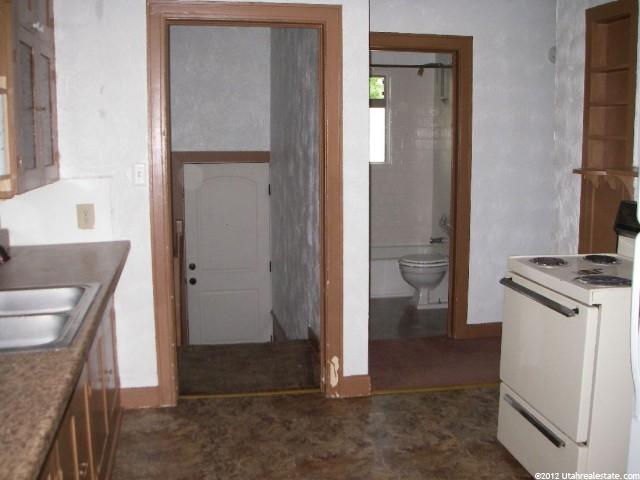 484 N 200 E, Logan, UT 84321 — photo 8