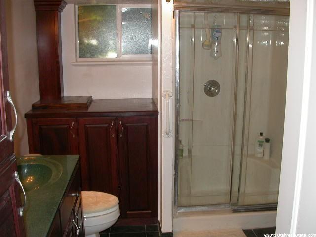 321 N 400 E, Logan, UT 84321 — photo 6