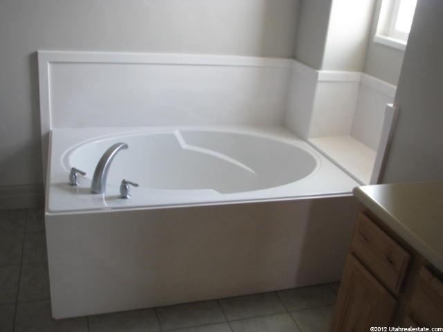 117 E Box Elder Dr, Grantsville, UT 84029 — photo 6