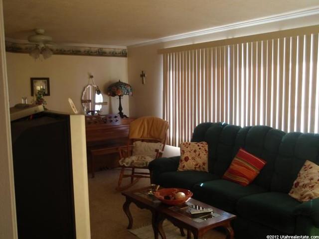 260 W 100 S, Vernal, UT 84078 — photo 2
