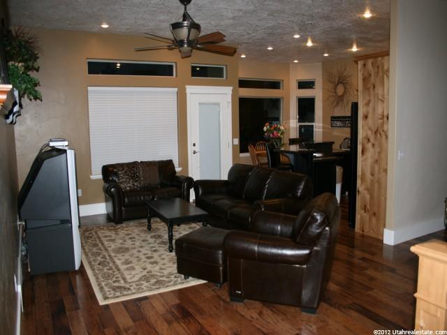 344 W 285 N, Wellsville, UT 84339 — photo 5