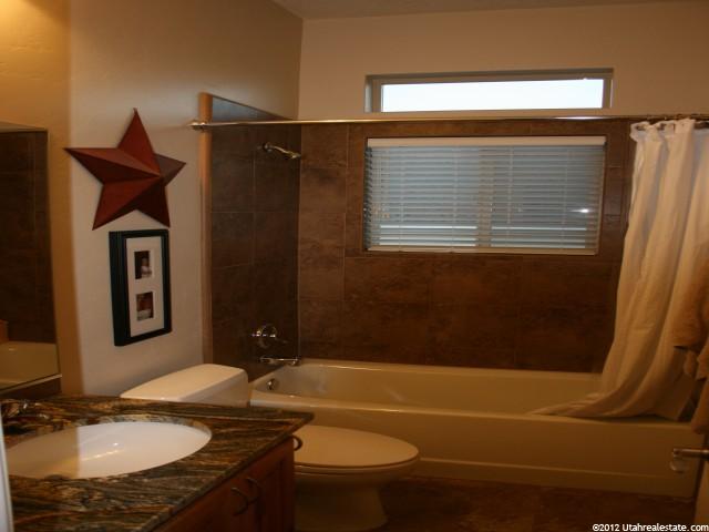 344 W 285 N, Wellsville, UT 84339 — photo 10