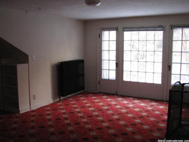 559 E Ogden Cyn S, Ogden, UT 84401 — photo 8