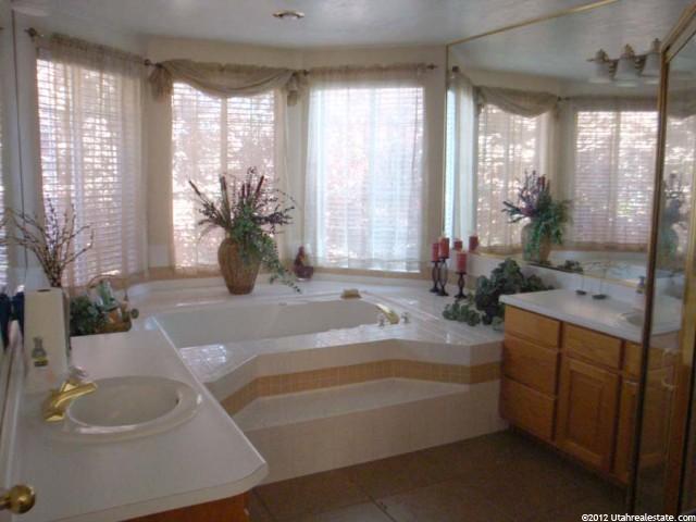 1732 S 400 E, Kaysville, UT 84037 — photo 7