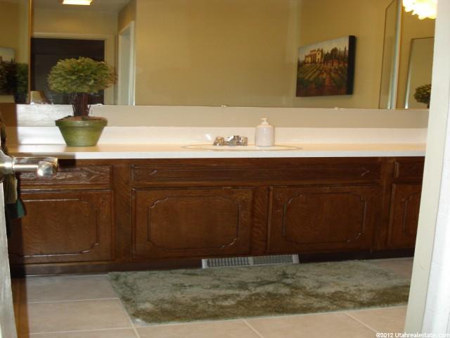 1002 E 825 N, Layton, UT 84040 — photo 8