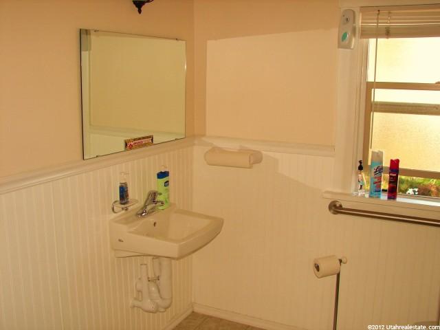 146 E 100 N, Logan, UT 84321 — photo 10