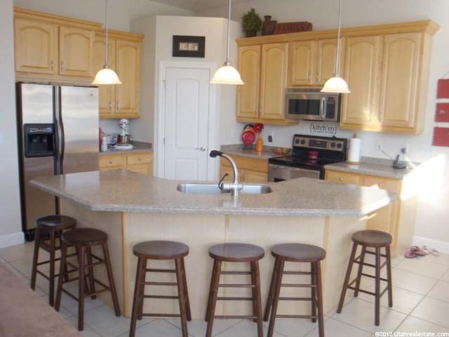 2512 S 1475 W, Syracuse, UT 84075 — photo 2