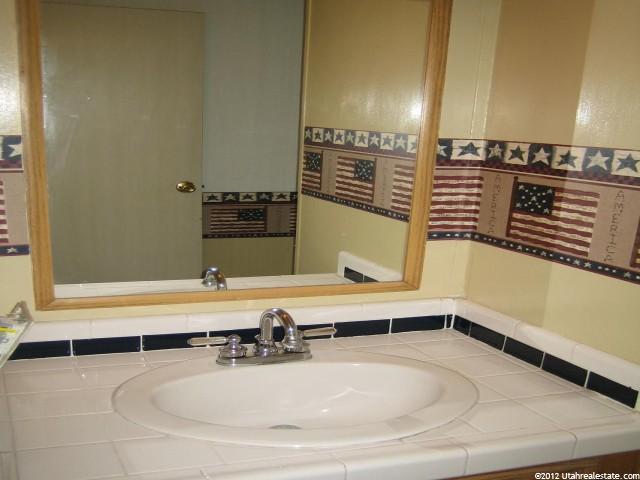 235 S 200 W, Hyrum, UT 84319 — photo 10