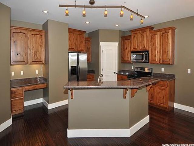 1855 Evry Ct, Holladay, UT 84117 — photo 2