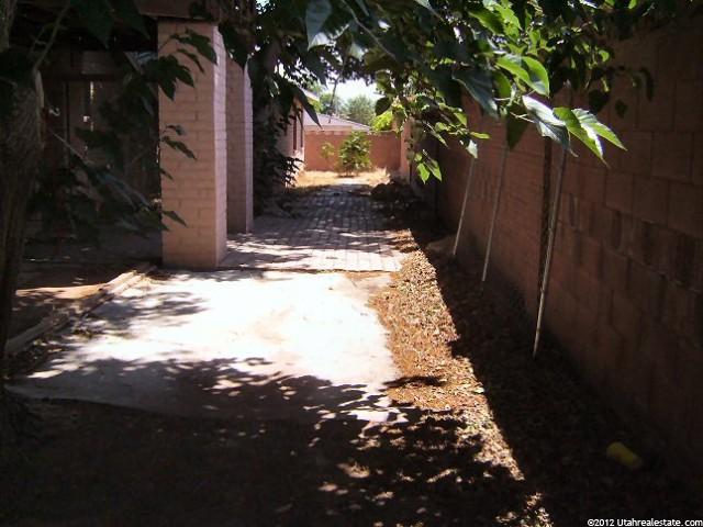 958 E 900 S, St. George, UT 84790 — photo 2