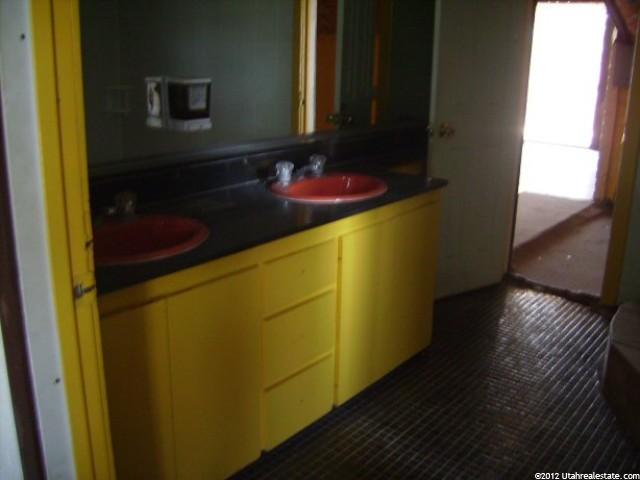958 E 900 S, St. George, UT 84790 — photo 11