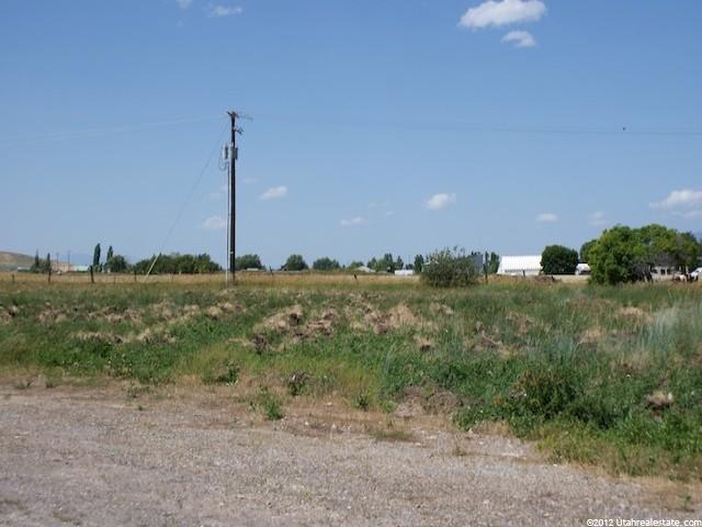 395 W 8700 S, Paradise, UT 84328 — photo 4