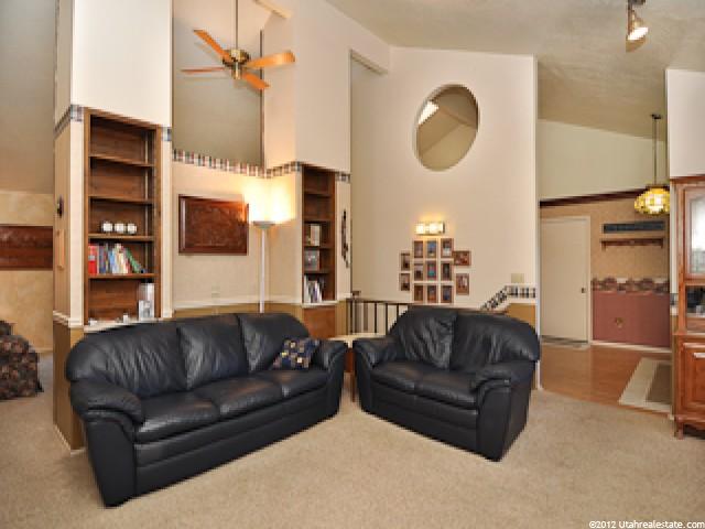 379 E 3325 N, North Ogden, UT 84414 — photo 5