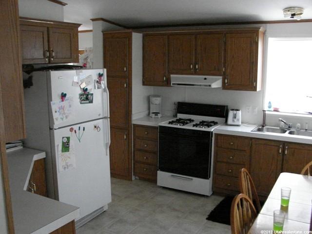 3944 S 1915 W, Roy, UT 84067 — photo 6