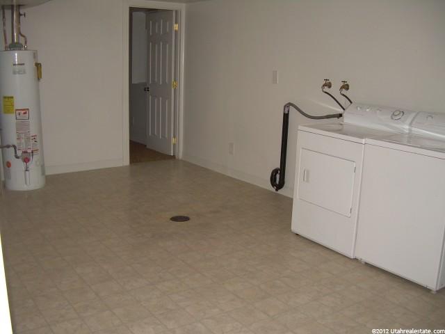 674 W 2240 N, Clinton, UT 84015 — photo 11