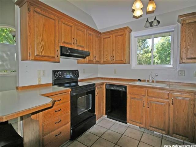 1665 N 1770 E, North Logan, UT 84341 — photo 4