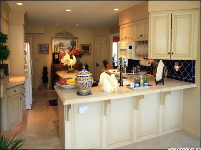 1947 S High Pointe Dr E, Bountiful, UT 84010 — photo 3