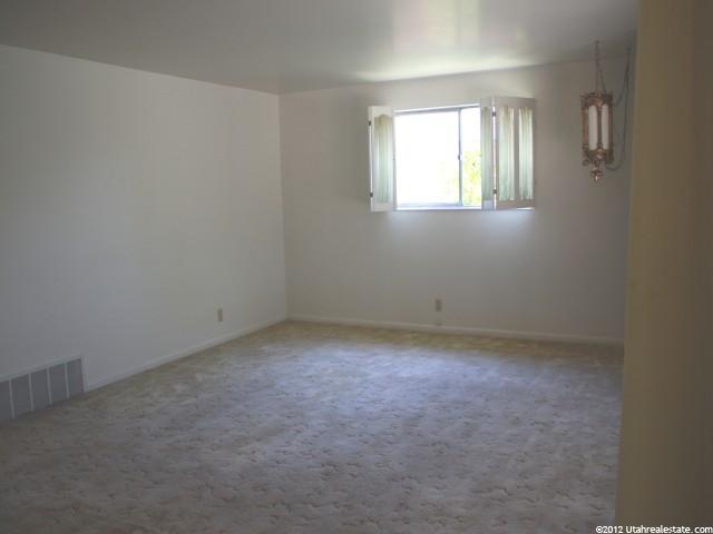 5078 S 2325 W, Roy, UT 84067 — photo 4