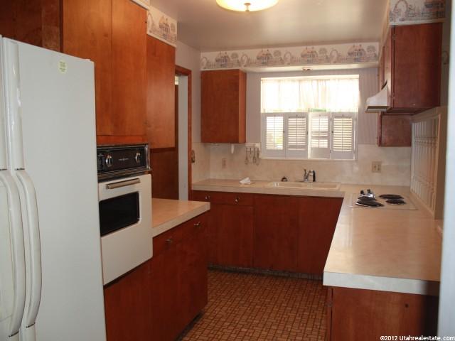 5078 S 2325 W, Roy, UT 84067 — photo 5