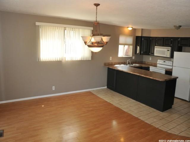 8346 Mesa Dr, Sandy, UT 84093 — photo 4
