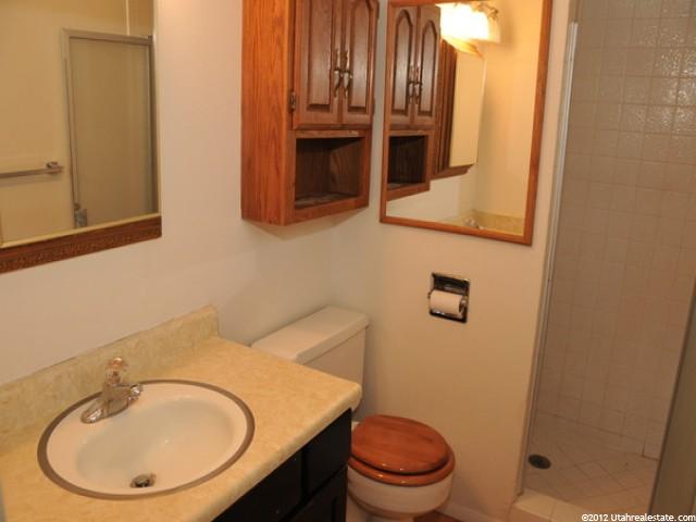 8346 Mesa Dr, Sandy, UT 84093 — photo 6