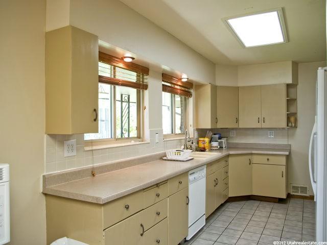 2552 Buchanan Ave, Ogden, UT 84401 — photo 6