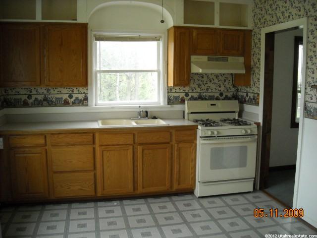 124 W 100 N, Smithfield, UT 84335 — photo 4