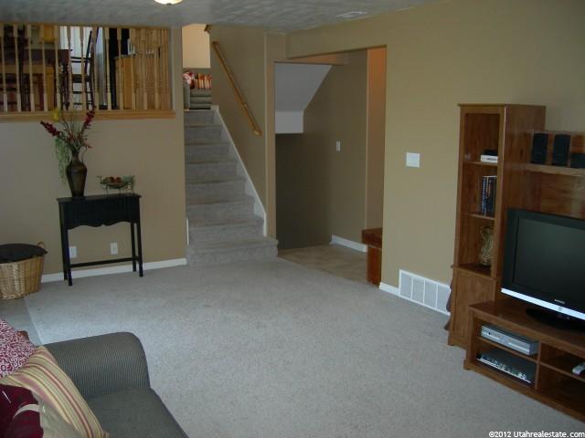 1167 N 200 E, Harrisville, UT 84404 — photo 6