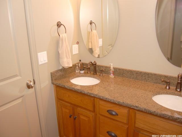1277 W 955 N, Clinton, UT 84015 — photo 5