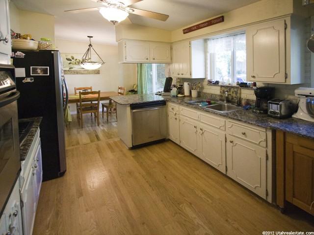 4373 S 2900 E, Holladay, UT 84124 — photo 8