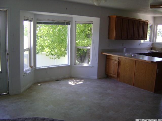 3033 Gleneagles Dr, Syracuse, UT 84075 — photo 3