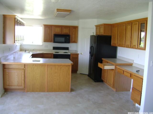 3033 Gleneagles Dr, Syracuse, UT 84075 — photo 4