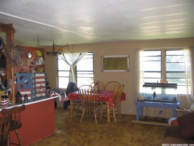 185 S Pine St, Rockland, ID 83271 — photo 2