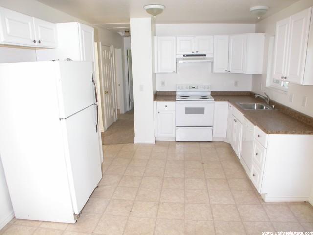 1603 N Celia Way, Layton, UT 84041 — photo 4