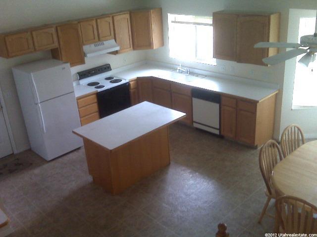 341 W 2375 N, Lehi, UT 84043 — photo 3