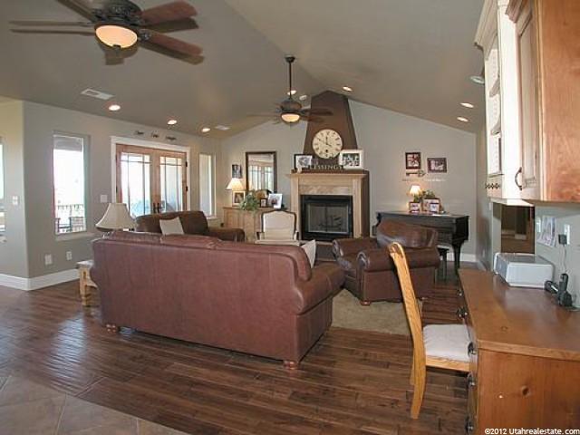 103 W 4300 N, Pleasant View, UT 84414 — photo 11