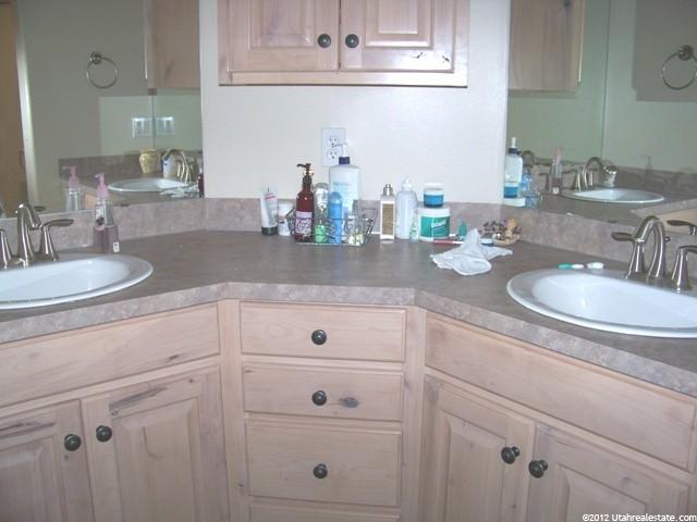 578 N 2900 W, West Point, UT 84015 — photo 7
