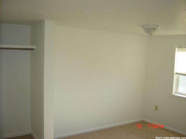 304 S Angel St, Layton, UT 84041 — photo 11