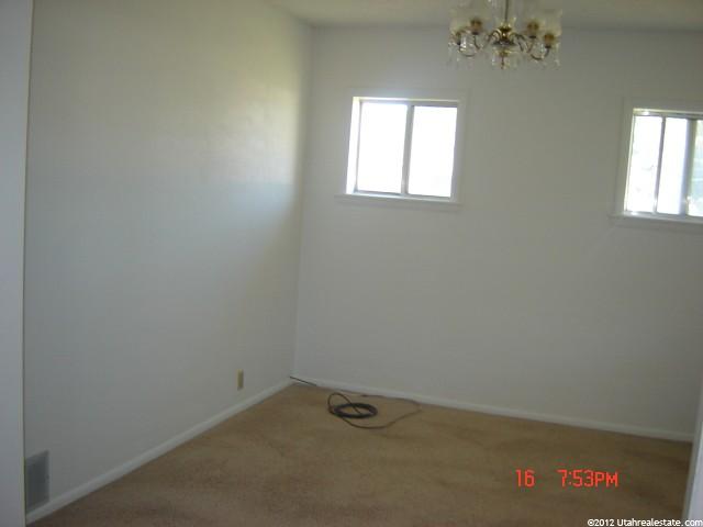 304 S Angel St, Layton, UT 84041 — photo 12
