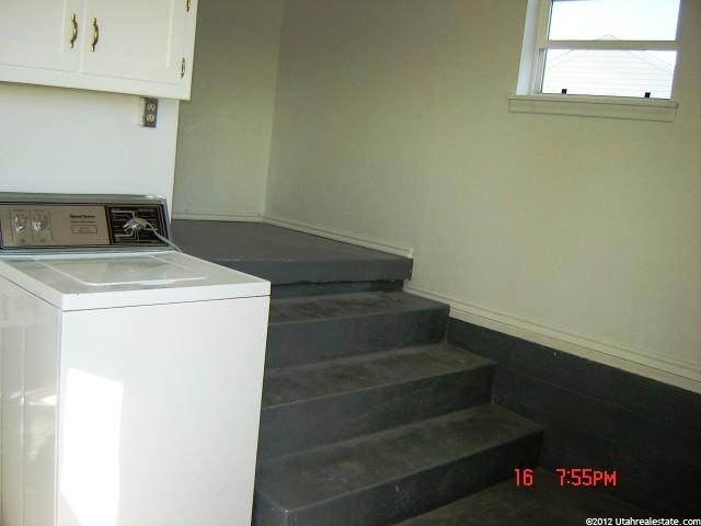 304 S Angel St, Layton, UT 84041 — photo 5