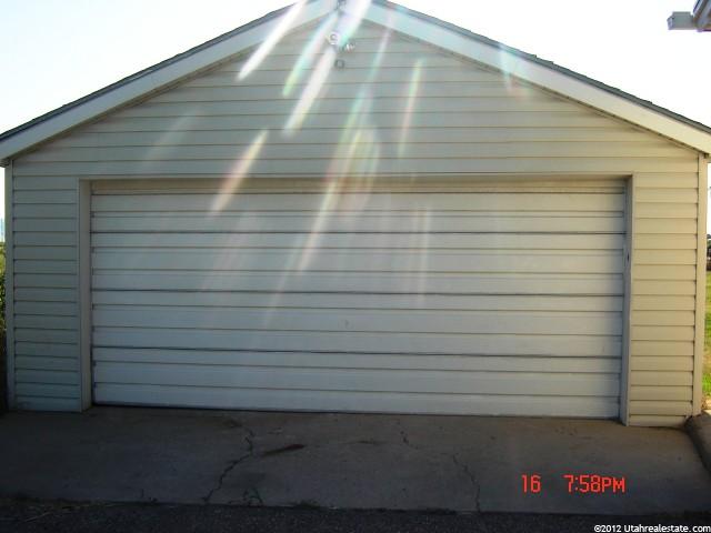304 S Angel St, Layton, UT 84041 — photo 6