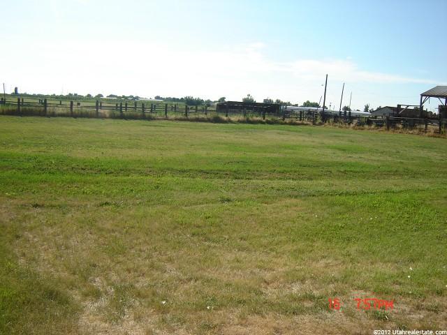 304 S Angel St, Layton, UT 84041 — photo 8