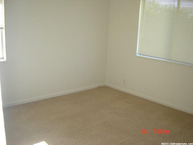 304 S Angel St, Layton, UT 84041 — photo 10