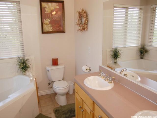 7637 W 900 S, West Warren, UT 84404 — photo 5