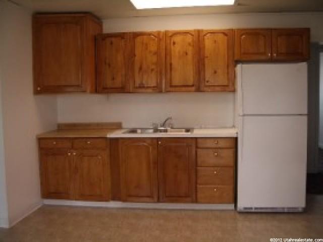 261 E Durfee St, Grantsville, UT 84029 — photo 2